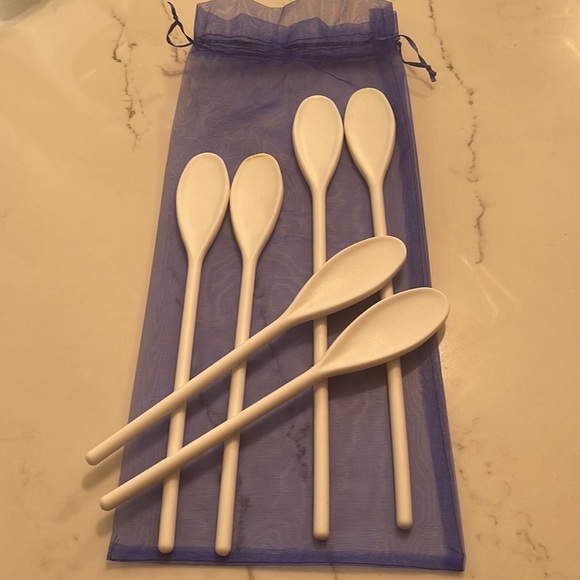 Set of 6 plastic flat scraping spoons - Picture 1 of 5
